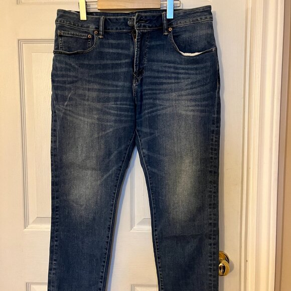 American Eagle NE(X) T Level AIRFLEX jeans. Dark Blue. - Picture 3 of 4